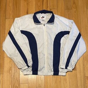 Nike Men's Windbreaker in White and Navy